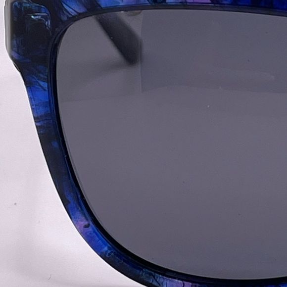 Foster Grant Polarized Sunglasses Blue Multi Color Frames Gray Lens - Picture 10 of 11